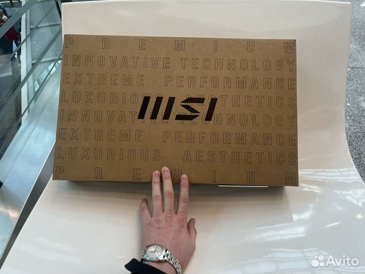 Игровой ноутбук Msi Katana 17 512GB B12UCX-1023XRU