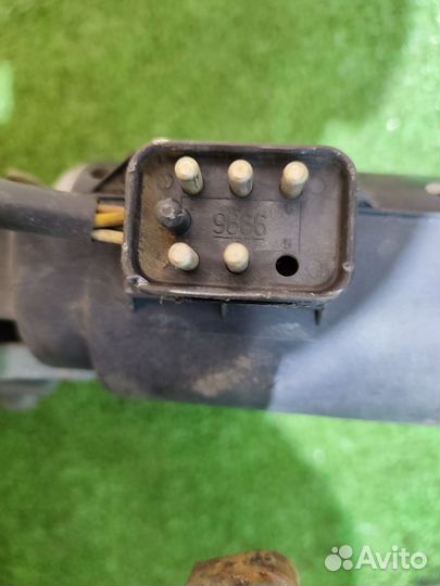 Трапеция дворника Mercedes-Benz w201\190