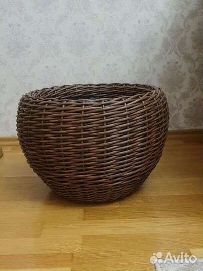 Кашпо из искусственного ротанга