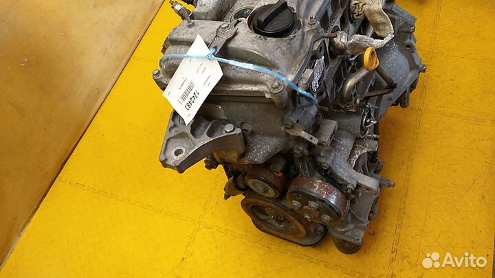 Двигатель Avensis II 1242483
