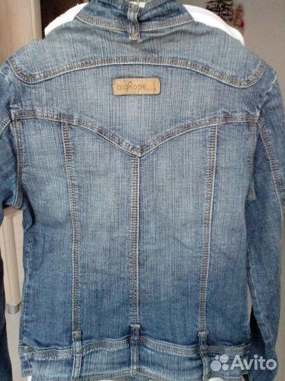 Куртки джинсовые