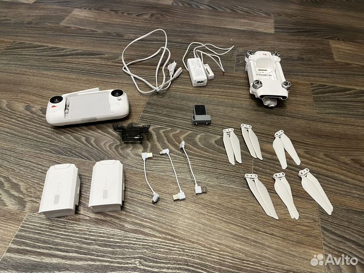 Квадрокоптер Xiaomi Fimi X8SE 2022 V2 Combo