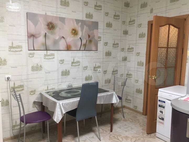 2-к. квартира, 71,5 м², 4/10 эт.