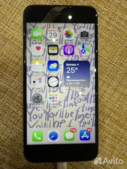 Телефон iPhone se 2020