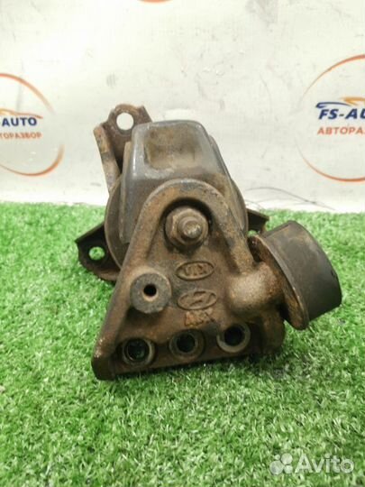 Подушка двигателя Kia Sportage 2 SUV 2.0 crdi D4EA