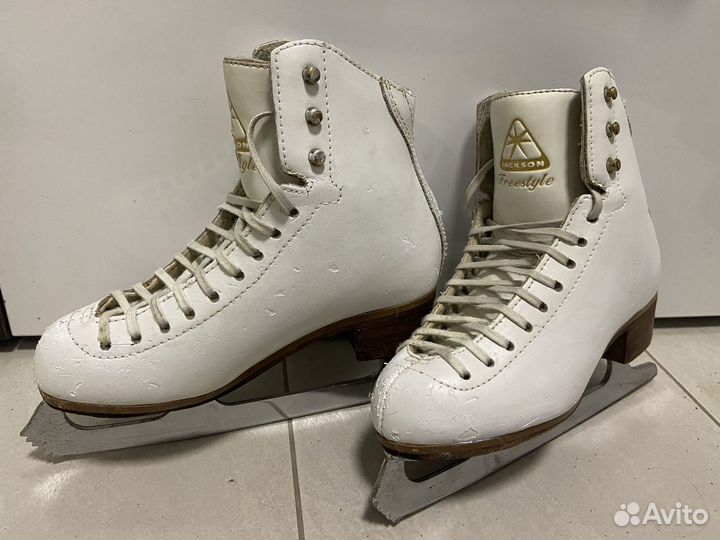 Фигурные коньки jackson freestyle 225 33/34 р-р