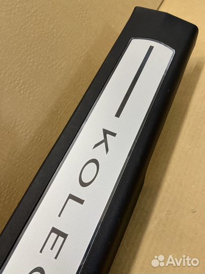 Накладка порога передняя правая Рено Колеос 1