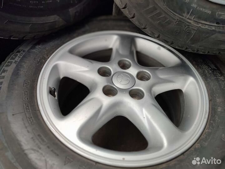 Диски бу 16 Toyota R16 J6.5 5x114.3 4шт без шин