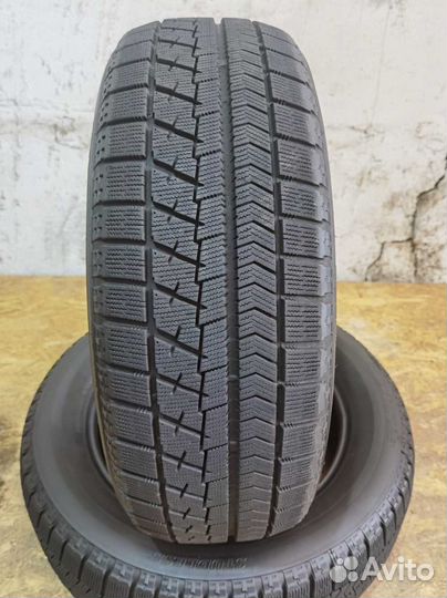 Bridgestone Blizzak VRX 215/60 R17 96Q