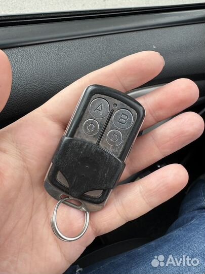 Пульт от шлагбаума брелок