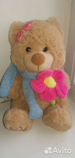 Плюшевый медведь, корова, лошадь, обезьянка