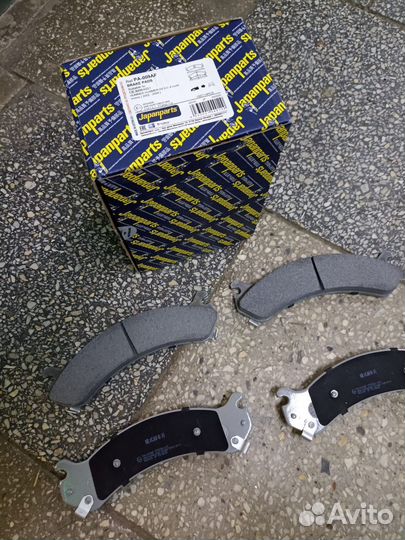 Колодки тормозные Hummer H2