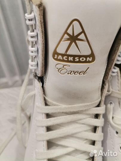 Фигурные коньки Jackson Excel