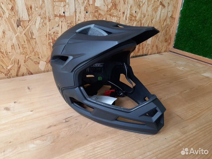 Велошлем взрослый фулфейс