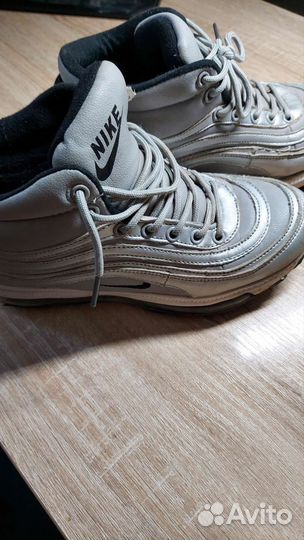 Кроссовки на девочку