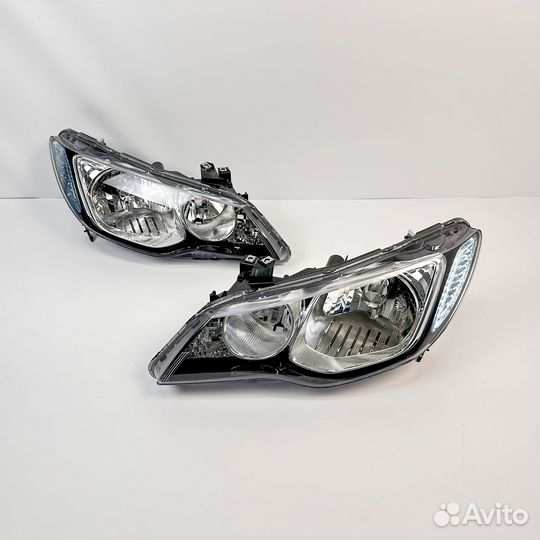 Комплект фар галоген (2 шт) Honda Civic 2005-2011