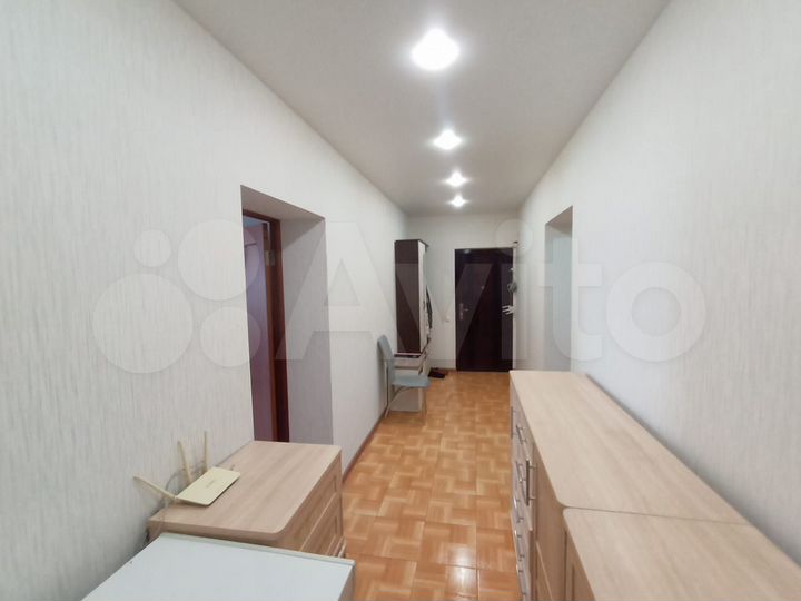 2-к. квартира, 70 м², 4/5 эт.