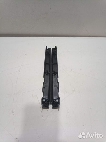 Накладка центральной консоли правая Lexus RX 3