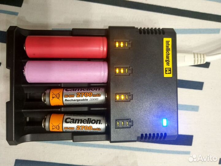 Интеллектуальное зарядное устройство NiteCore Inte