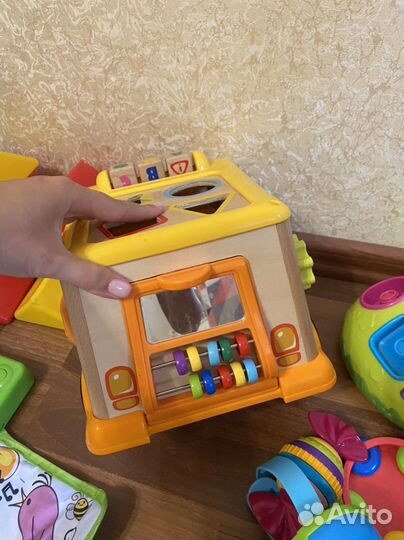 Разивающие игрушки пакетом