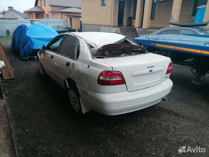 Автомобили на запчасти