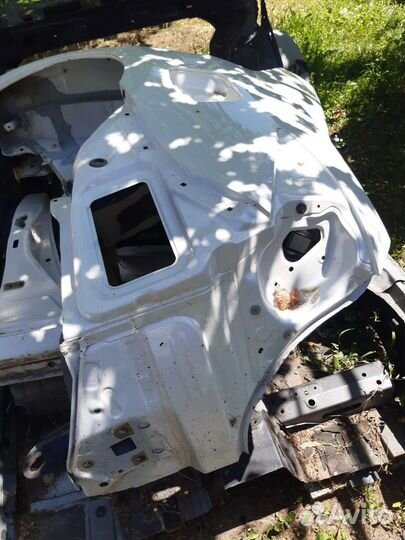 Задняя часть кузова Тойота Королла 180