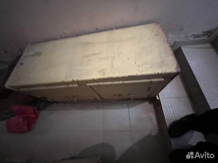 Сейф металлический двухсекционный