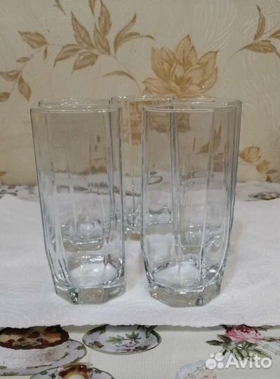 Бокалы для шампанского и напитков