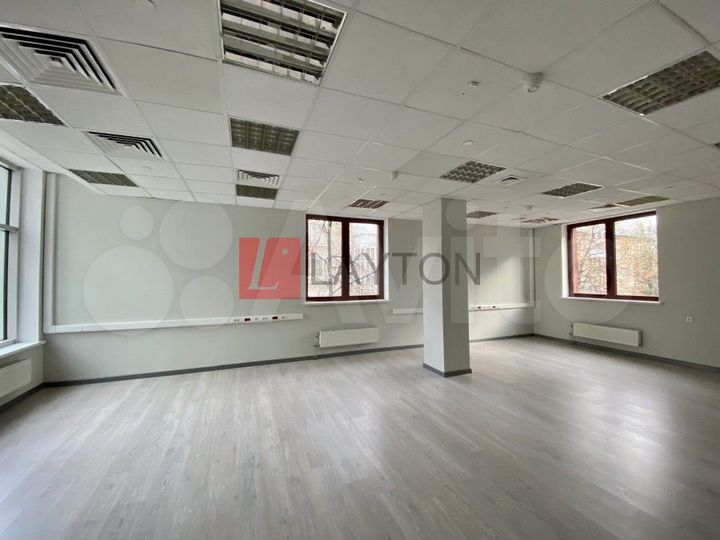 Сдам офисное помещение, 240 м²