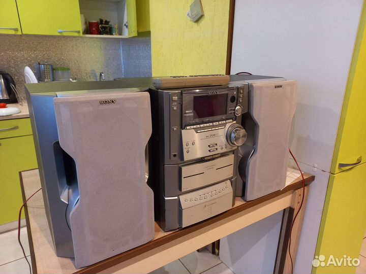 Бузыкальный центр Sony mhc-zx30 AV бу