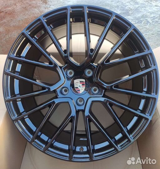 Шины диски и колеса r21 на porsche macan