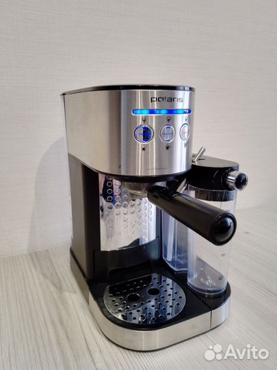 Кофеварка рожковая Polaris PCM 1518AE (б/у)