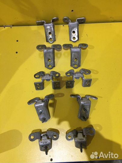 Петля двери Chery Tiggo T11 I 2005–2013