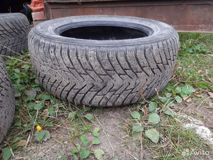 Nokian Tyres Hakkapeliitta 8 225/55 R16