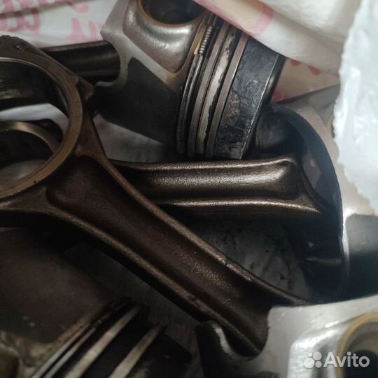 Шатуны в сборе на фольцваген крафтер 2.5