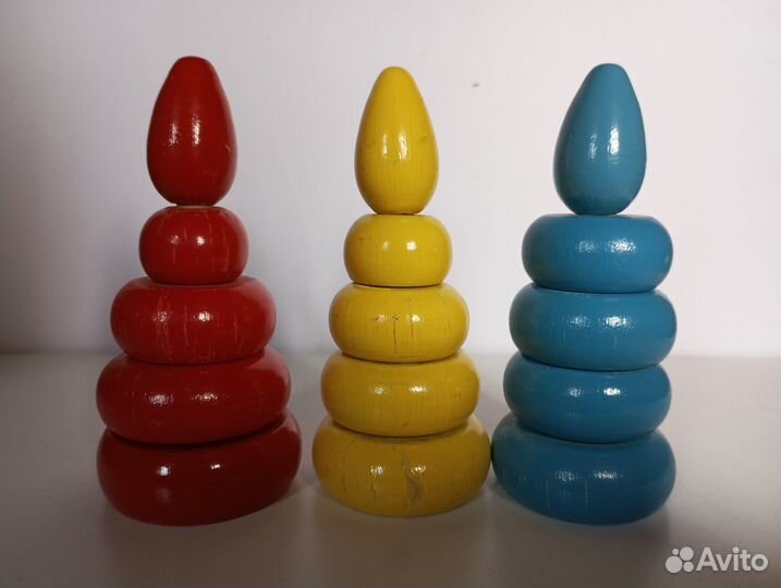 Кубик-рубик, машинки, пирамидки