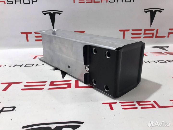 Лонжерон левый Tesla Model Y 2021 1487461-00-A
