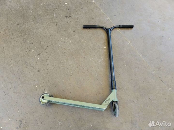 Самокат стрит tech team shreder