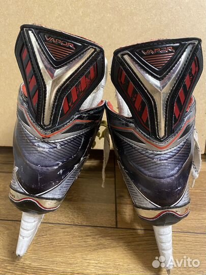 Коньки хоккейные