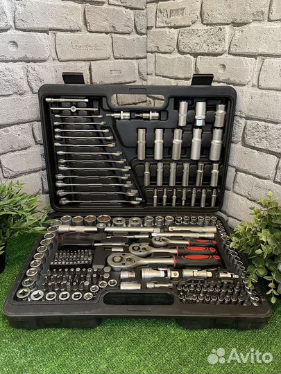 Набор инструментов для авто 216 предметов