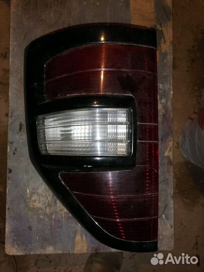 Фонарь Задний Mitsubishi Pajero 3