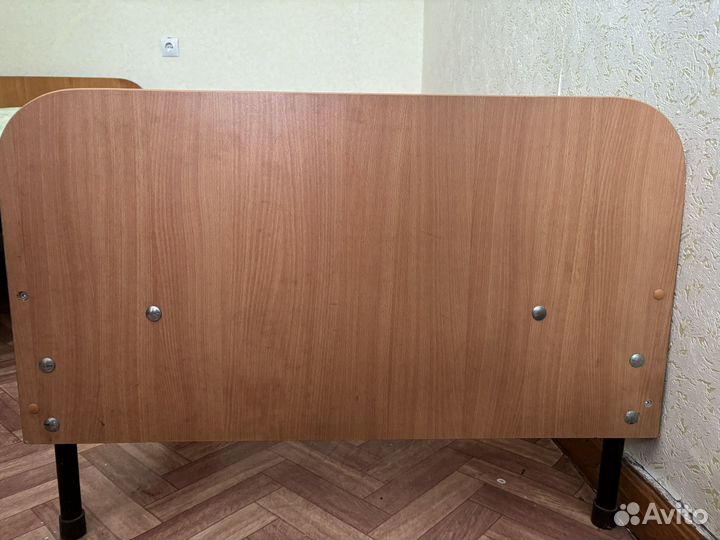 Кровать односпальная