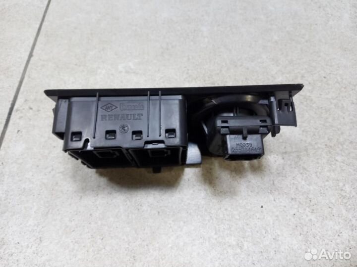 Блок управления зеркалами Renault Sandero 2 5S