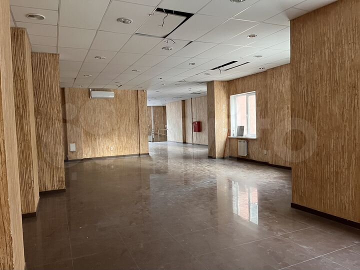 Свободного назначения, 270 м²