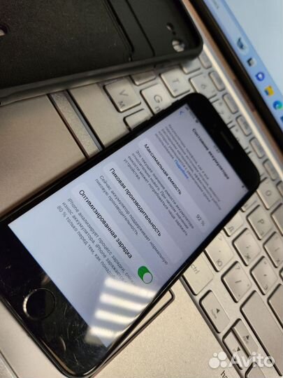 iPhone 8 64 gb