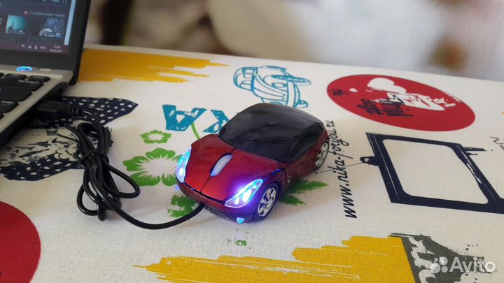 Компьютерная мышь новая- светящиеся фары