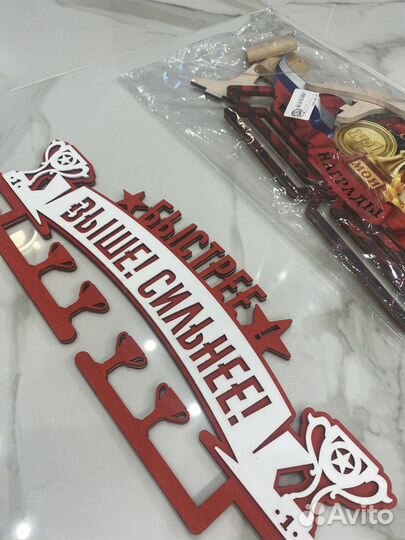 Медальница