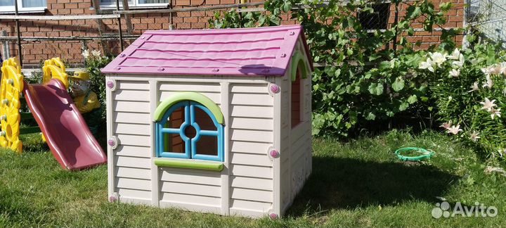 Детский домик уличный