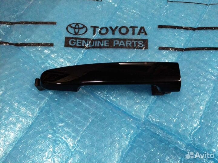 Ручка двери Рав 4 -3 черная Оригинал как новая