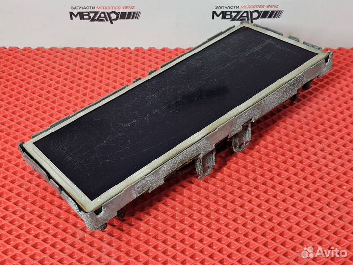 Центральный дисплей Mercedes W222